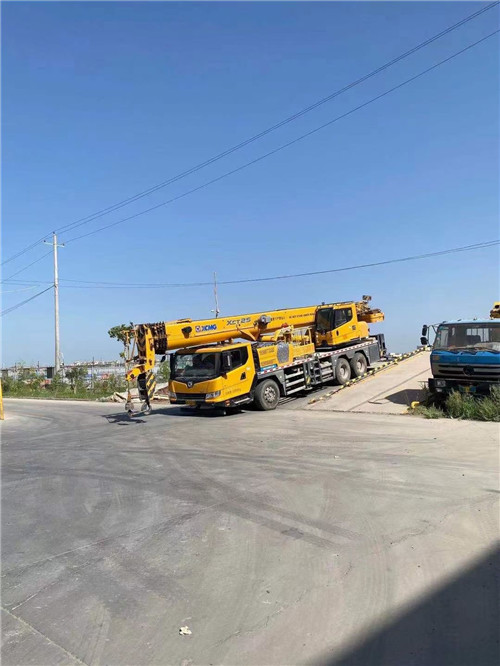 古交市吊车作业时，可能会产生哪些额外收费项目？